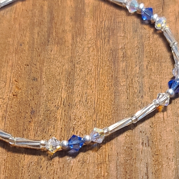 Blue Clear crystal bracelet magnetic closure - Picture 5 of 5
